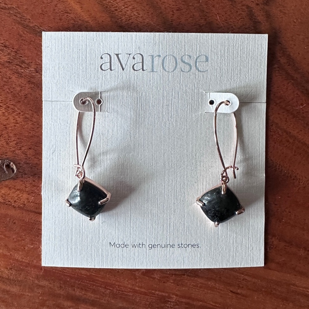 Ava Rose Onyx genuine stone drop earrings NEW